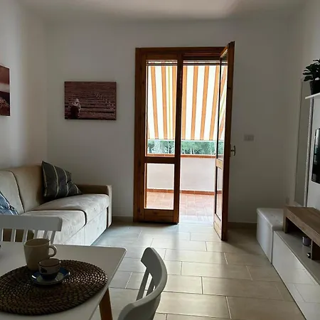 Casa Shelly Apartment Torre Saracena